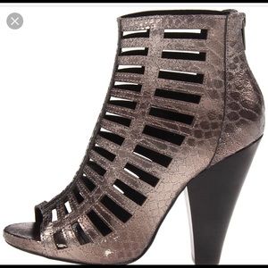 Steve Madden Alexxia Cut Out Shoes